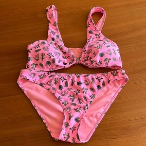 Pink bikini with cactus print